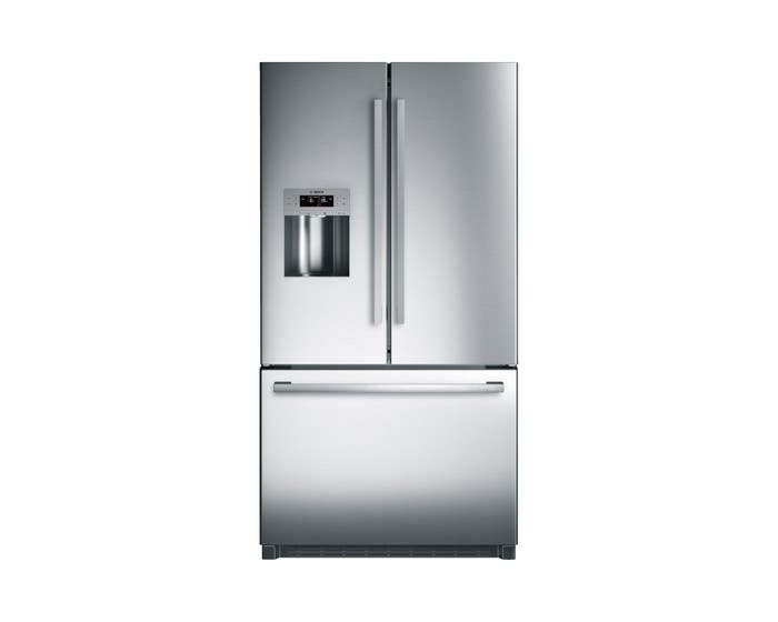 Bosch 36 inch 25 cu. ft. French Door Refrigerator 800 Series in Stainless Steel B26FT50SNS